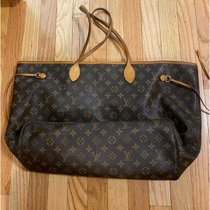 Louis Vuitton Neverfull